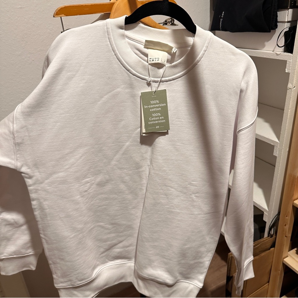 H&M Classic White Crewneck Sweater